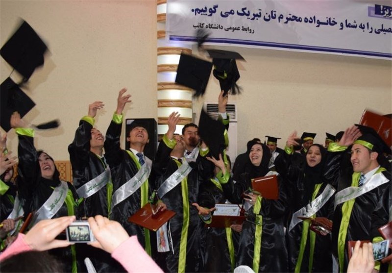 جشن فارغ‌التحصیلی دانشجویان افغان در قاب تصویر