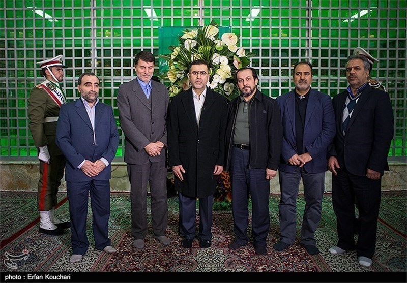 حضور مدیران سینمایی کشور در حرم امام خمینی(ره)