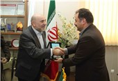 رئیس منطقه توسکانو از مجموعه توانمندی‌های امدادی هلال احمر قم بازدید کرد
