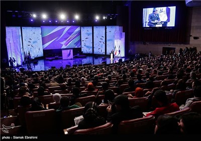 سخنرانی علی جنتی وزیر فرهنگ و ارشاد اسلامی درافتتاحیه سی و سومین جشنواره بین‌المللی فیلم فجر