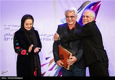 بزرگداشت حسین جعفریان در مراسم افتتاحیه سی و سومین جشنواره بین‌المللی فیلم فجر