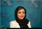 ساره بیات بازیگر در نشست خبری فیلم سینمایی خداحافظی طولانی