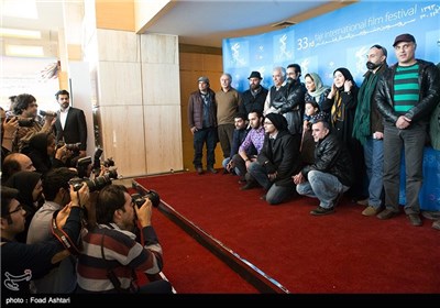 عوامل فیلم سینمایی چهارشنبه 19 اردیبهشت در دومین روز سی‌وسومین جشنواره بین‌المللی فیلم فجر