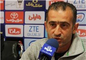 کمالوند: برای فوتبال آذربایجان متأسفم/گسترش فولاد را آسیایی می‌کنم