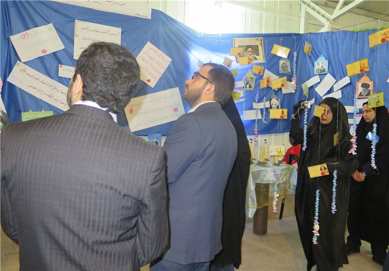 50 آموزشگاه استان زنجان نمایشگاه مدرسه انقلاب را دایر می‌کنند
