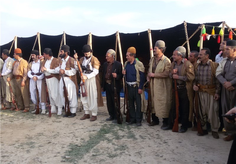 جشنواره بزرگ عشایر قشقایی در دشتستان برگزار شد