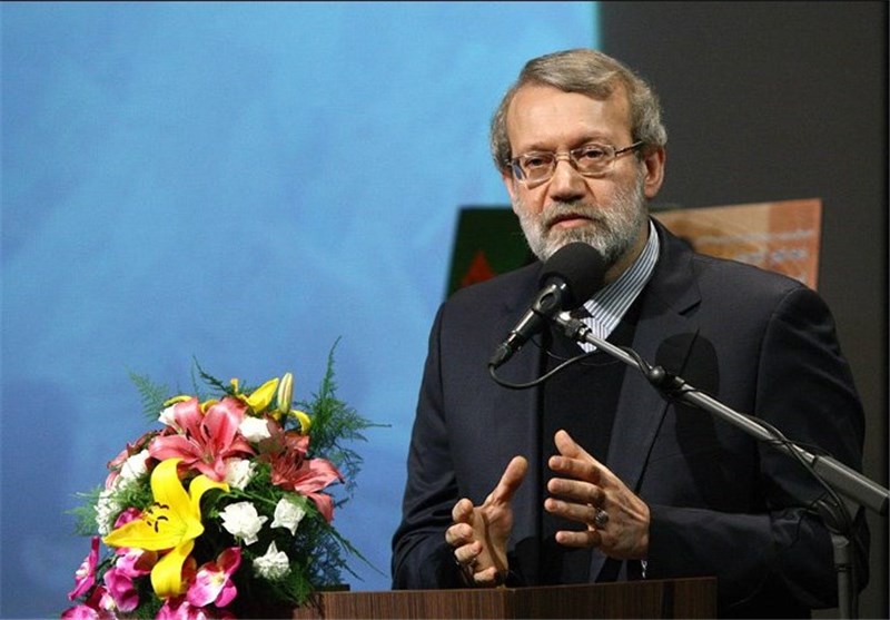 لاریجانی: کشورهای همسایه روی قدرت نظامی ایران حساب کنند