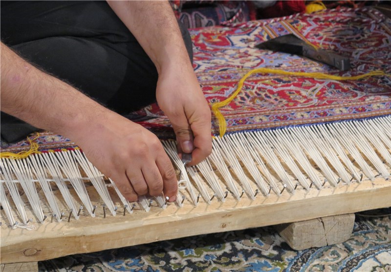 مددجویان خراسان جنوبی مقام نخست تولید فرش دستباف را در کشور کسب کردند‌