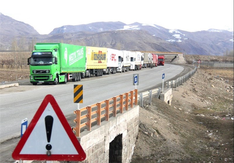 هوشمند سازی حمل‌ونقل جاده‌ای مهم‌ترین برنامه دولت در آذربایجان غربی است
