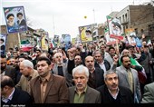 شینهوا: راهپیمایان ایرانی با تصاویری از آیت‌الله خمینی و آیت‌الله خامنه‌‌ای روانه خیابان‌ها شدند