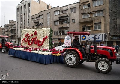 People in Tehran Stage Rallies on Revolution Anniversary