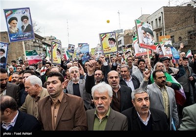 People in Tehran Stage Rallies on Revolution Anniversary