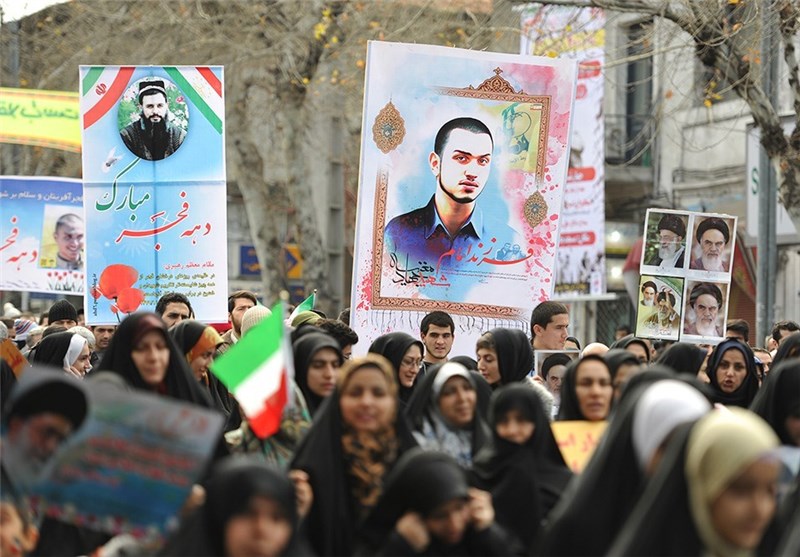 ملت ایران از تهدیدهای نظامی و تحریم‌های ظالمانه هراس ندارد
