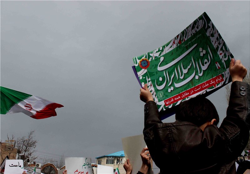 العهد: مردم ایران بر پایبندی به اصول انقلاب تاکید کردند
