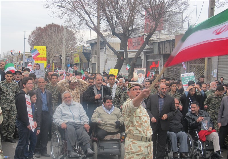 راهپیمایی 22 بهمن مردم استان مازندران آغاز شد