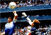 مارادونا: از داور بازی آرژانتین - انگلیس عذرخواهی کردم