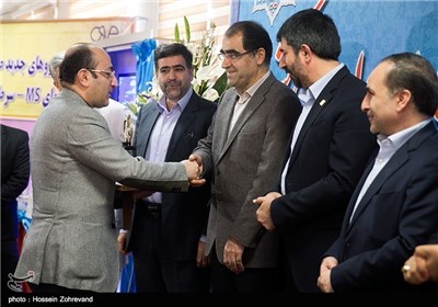 Iran Unveils 12 New Homegrown Medicines