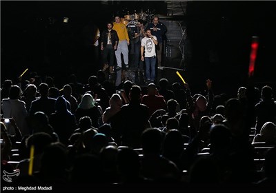 کنسرت احسان خواجه امیری در سی امین جشنواره موسیقی فجر 