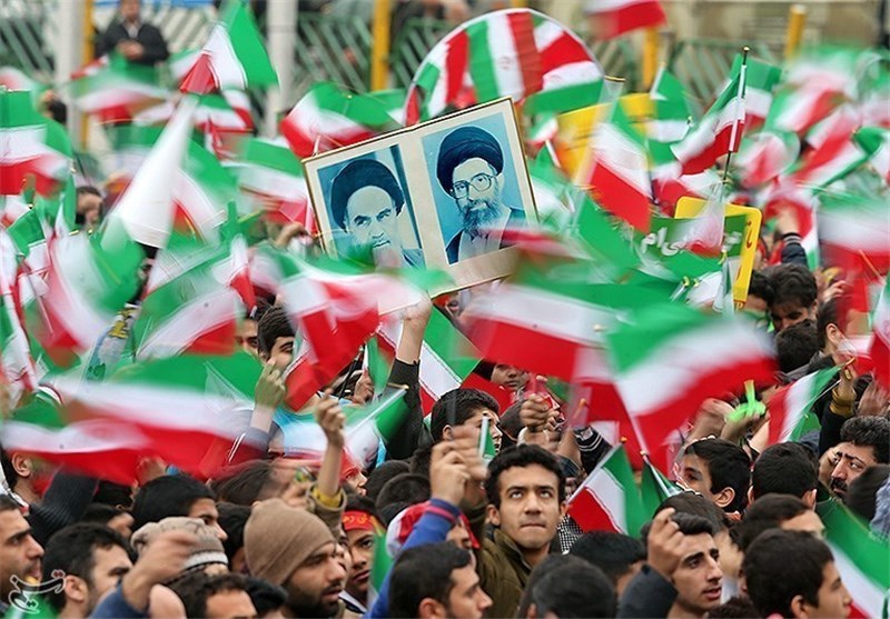 راهپیمایی 22 بهمن مشت محکم ملت بر دهان استکبار است