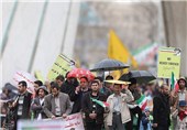 بسیج اساتید و بنیاد ملی نخبگان مردم را به شرکت در راهپیمایی22 بهمن دعوت کردند