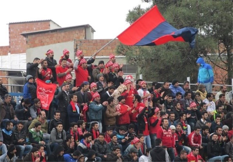 حرکت فوتبال دوستان مازنی به سمت تهران/جاده سوادکوه به تسخیر هواداران نساجی درآمد + فیلم