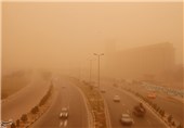 شاخص آلودگی هوای اراک فراتر از 400 و در وضعیت خطرناک قرار گرفته است
