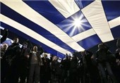 هزاران یونانی علیه پیشبرد سیاست‌های ریاضتی اعتراض کردند