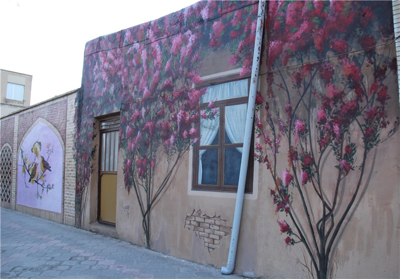 اجرای 26 نقاشی دیواری در شهر همدان