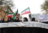 دانشجویان مقابل دفتر سازمان ملل در اعتراض به کشتار مردم یمن تجمع کردند