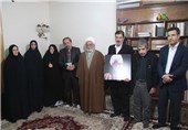 اعضای کاروان «سرزمین برادری» با خانواده شهید ماموستا شیخ‌الاسلام دیدار کردند