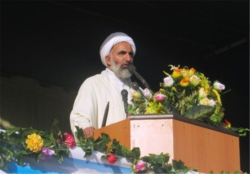 ‌آیت‌الله موسوی‌جزایری محور وحدت اقوام و سیاسیون خوزستان هستند‌