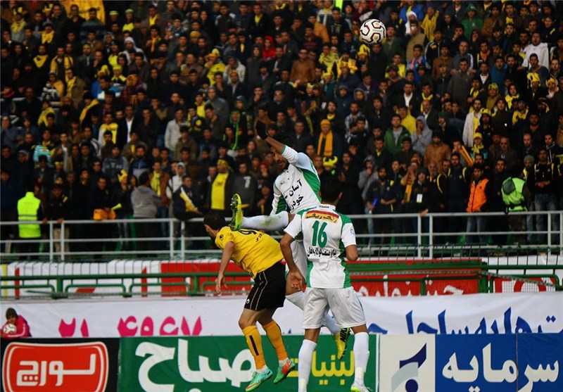 شجاعی: چرا شهری مثل اصفهان نمی‌تواند 2 بازی را همزمان برگزار کند؟