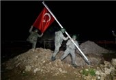 داوداوغلو: پرچم ترکیه در منطقه آشمه سوریه نصب شد