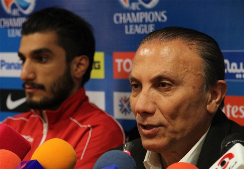 Persepolis Coach Derakhshan Dedicates Victory to Fans