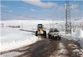 راه‌های خراسان شمالی به دلیل بارش برف لغزنده است