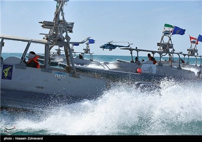 Iran’s IRGC Stages Military Exercises in Strait of Hormuz