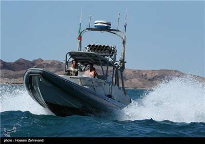 Iran’s IRGC Stages Military Exercises in Strait of Hormuz