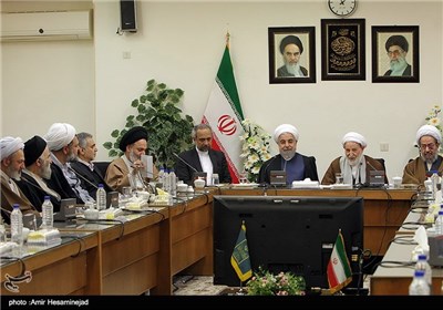 نشست حجت‌الاسلام حسن روحانی رئیس جمهور با جامعه مدرسین حوزه علمیه قم