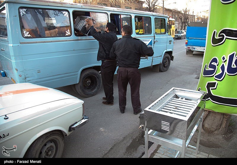 پلیس راهور زنجان با خودروهای سد معابر برخورد کند