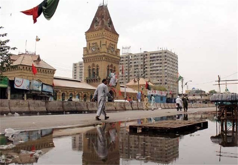 شهر «کراچی» پس از بارش باران به روایت تصویر