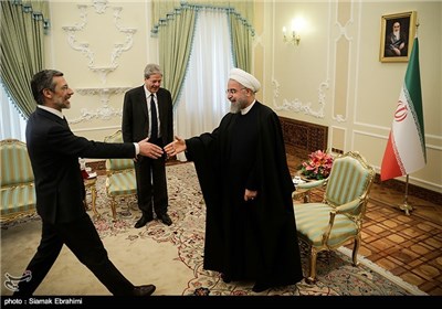 دیدار پائولو جنتیلونی وزیر خارجه ایتالیا با حسن روحانی رئیس جمهور