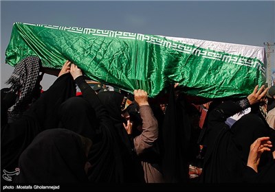 Bodies of Martyrs of Iraqi Imposed War on Iran Return Home