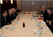 Zarif Sees Opportunity to Discuss Swift Sanctions Relief