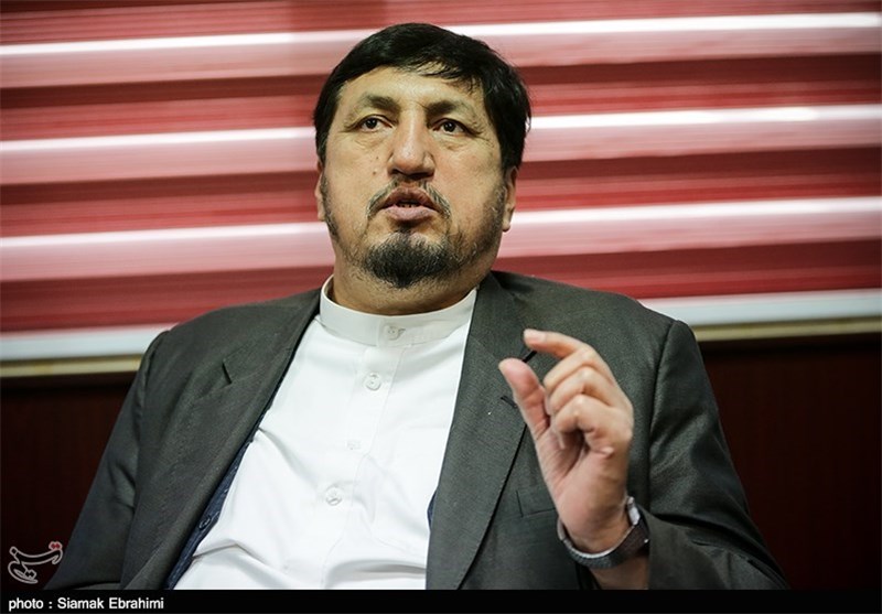 نماینده پارلمان افغانستان: واژه «مهاجر» مقدس است؛ با «اتباع بیگانه» خواندن خرابش نکنید