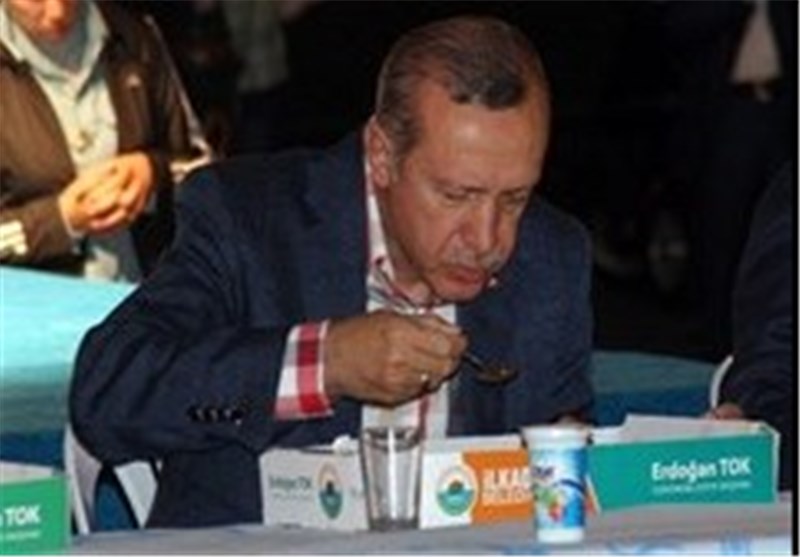 مختبر لفحص &quot;طعام&quot; أردوغان فی قصره.. خوفاً من تسمیمه