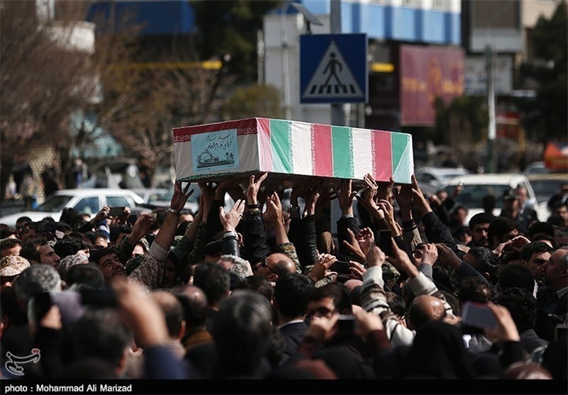 پیکر مطهر 3 شهید گمنام در «فاطمیه بزرگ تهران» به خاک سپرده شد