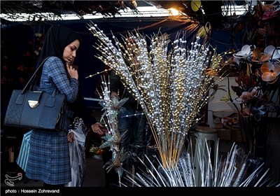 Photos: Iranian People Preparing for New Year