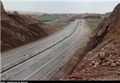 احداث آزاد راه پل زال–خرم آباد سبب بیکار شدن 3000 نفر در پلدختر شد