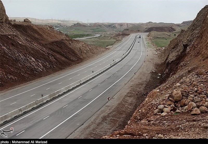 احداث آزاد راه پل زال–خرم آباد سبب بیکار شدن 3000 نفر در پلدختر شد