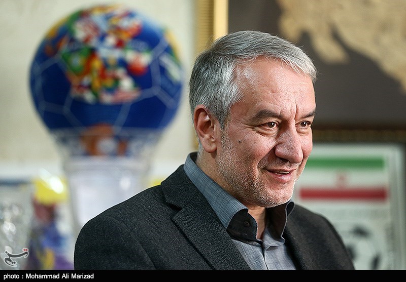 کفاشیان: باید از کسی که می‌خواهد رئیس فدراسیون شود، تست بگیرند/ به بقال‌ها توصیه می‌کنم لوازم پزشکی فیفا را وارد ایران کنند